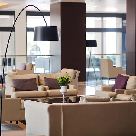 帕林提姆蓝色泻湖酒店 4*