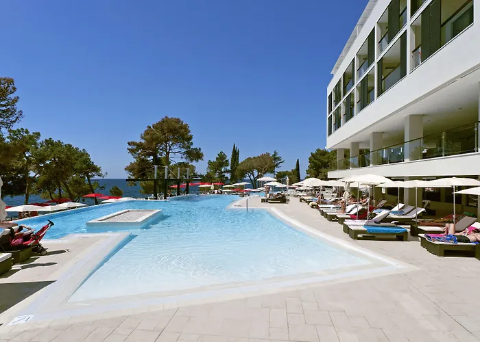 Hotel Parentium Plava Laguna 4*