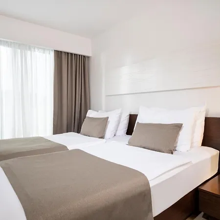 Hotell Parentium Plava Laguna
