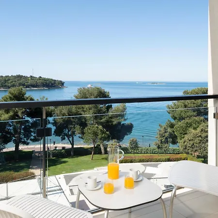 Hotell Parentium Plava Laguna 4*