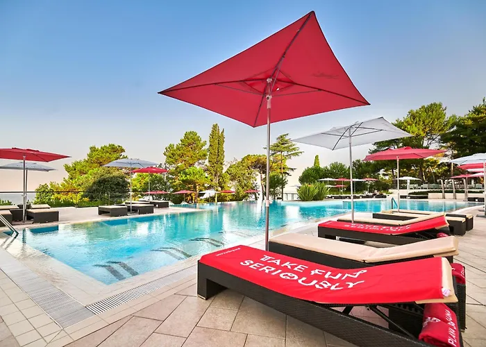 Parentium Plava Laguna פורץ