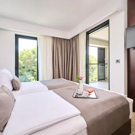Parentium Plava Laguna Hotel 4*